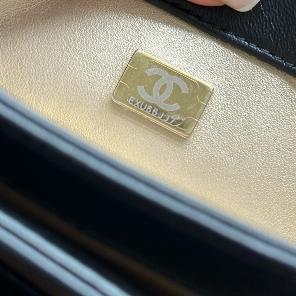 Chanel bag - Picture 4 of 9